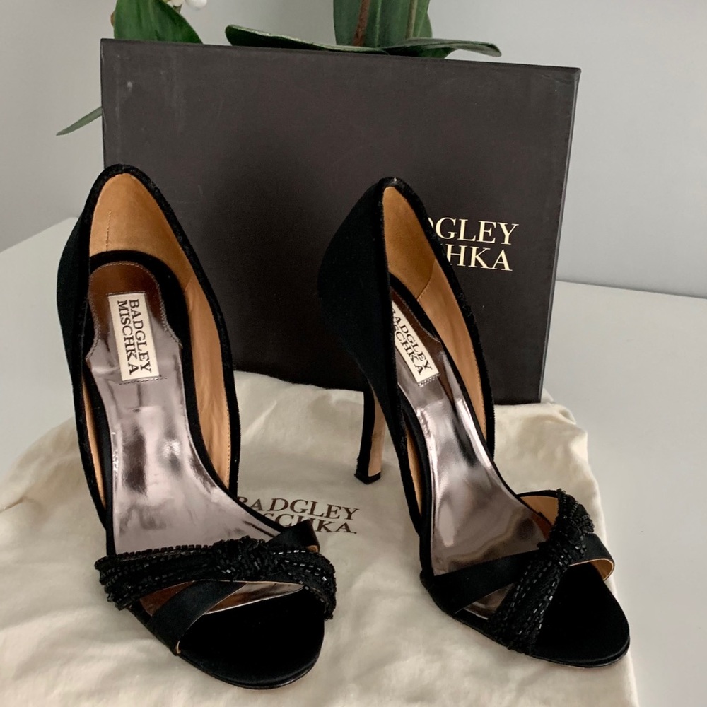 Badgley Mischka satin velvet stiletto heels